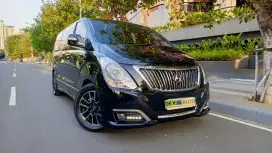 (KM50000)HYUNDAI H-1 ROYALE DIESEL NIK 2017 ISTIMEWA KM RENDAH