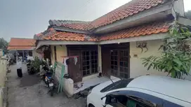 DIJUAL RUMAH DI LENGKONG GUDANG BSD
