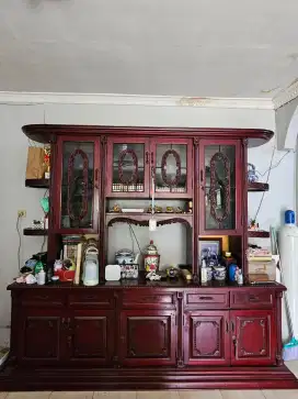 Dijual - Lemari Pajangan/ lemari tv Kayu Mahoni Lama