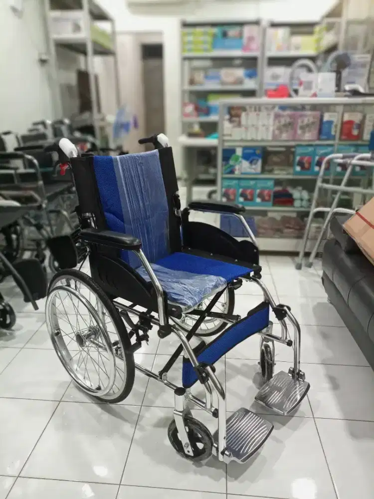 Kursi Roda Sellaco 908 LAJ,/ Kursi Roda Traveling Manual Yang Ringan