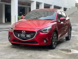 Mazda 2 R AT Skyactiv 2016 Merah metalik  NEGO SAMPE JADI