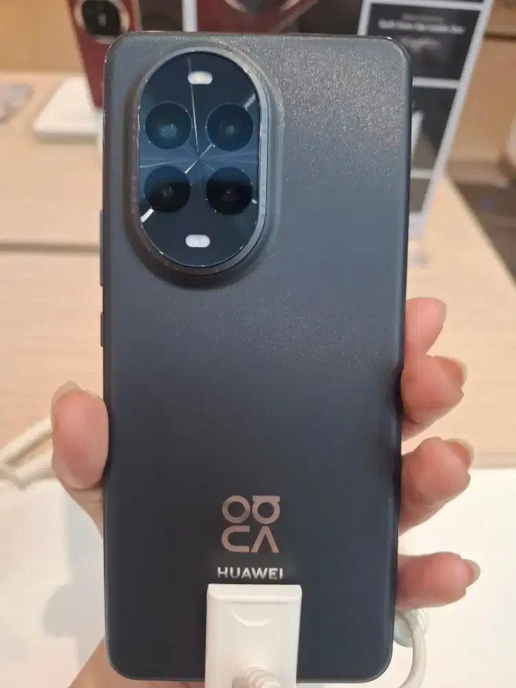 Kredit Huawei Nova 13 Pro