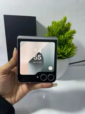 SAMSUNG Z FLIP 6  RAM 12/512GB ORIGINAL SEIN NORMAL 

TAMPILAN MEWAH S