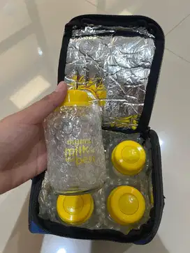 Tas dan botol pumping susu kaca