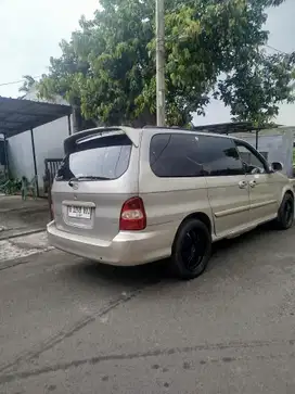 Kia Carnival Metik 2000 Pajak idup Panjang & sehat walaafiat