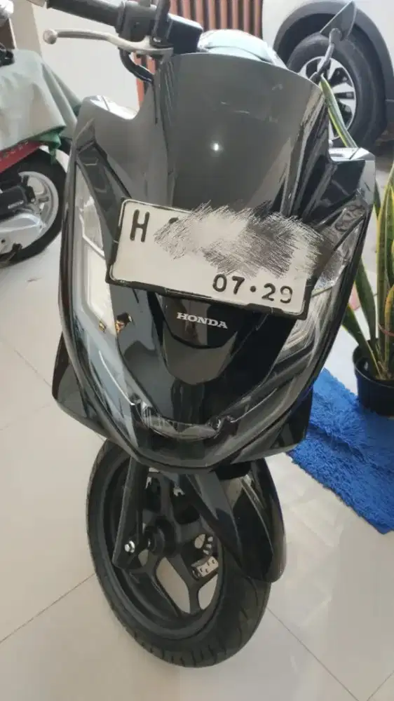 Dijual pcx 2024 black tangan pertama