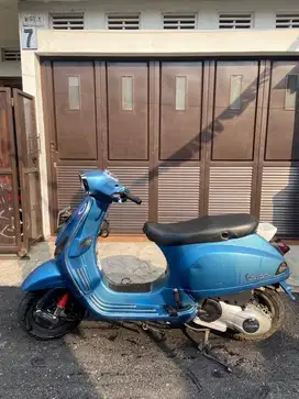 Jual santai motor Piaggio vespa matic s125 3 vie 2016