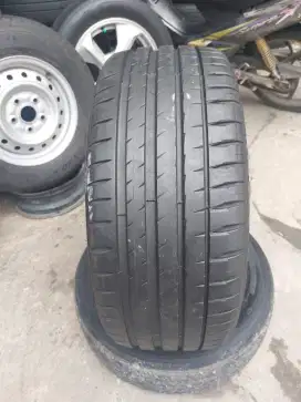 215 45 R17 Michelin Pilot Sport 4