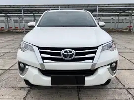 [DP 30JT] TOYOTA FORTUNER G AT DIESEL 2017 PUTIH ISTIMEWA TT 2016 VRZ
