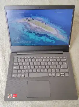 Laptop Lenovo V14-ADA