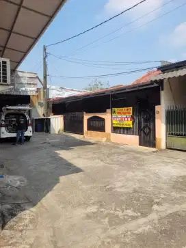 Rumah Hook Lokasi Elit Cimone Permai Termurah
