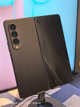 Samsung Galaxy Z Fold 4 12/256 Sein Like New