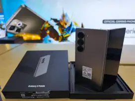 Samsung galaxy fold 6 ram 12 Rom 256 ex display liknew