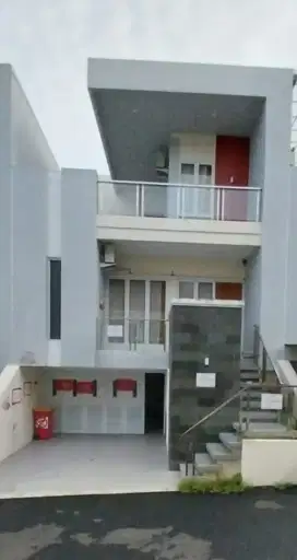 Dijual Rumah 3Lantai Dibawah Pasaran Krukut Hills Limo Kota Depok