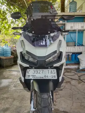Dijual cepat honda ADV 160 cbs 2023