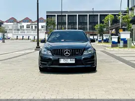 MERCY C250 2013, HITAM KM 90rban