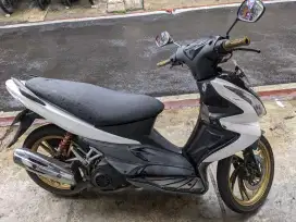 Skywave. White 125 cc