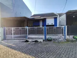 Kutisari Utara dekat Kampus Petra‼️Rumah 1 Lantai dalam Mini Cluster