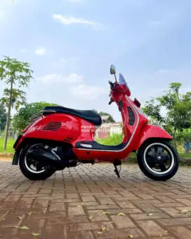 VESPA GTS 150 3V 2017 BERGARANSI