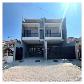 NIRWANA EKSEKUTIF Baru ‼️Rumah 2 Lantai Rungkut Row 3 Mobil