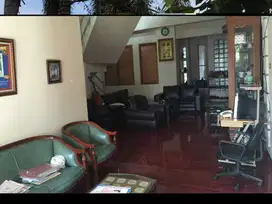 Dijual Cepat Rumah 2 Lt dalam Komplek Rancho Indah Jakarta Selatan