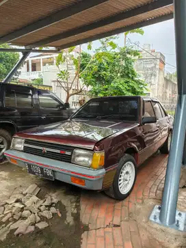 Mitsubishi Lancer 1983 Bensin