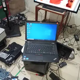 Lenovo ThinkPad T430 | Intel Core i5-3320M DDR3 4GB SSD 256GB Display