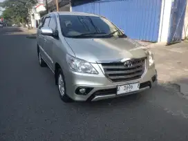 TOYOTA INOVA 2,5 G MT '2014
