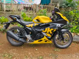 Suzuki GSX-R 150 Keyless 2019 Kuning