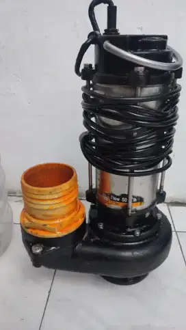 POMPA CELUP BESAR 4 INCHI