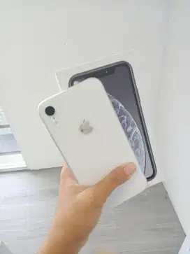 iPhone XR 64gb Normal full set warna putih