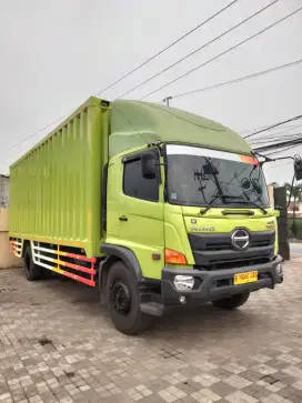 Truk Box Besi/Box Cargo,Hino 500,FG 260 JP, Th.2024