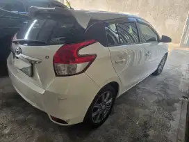 Toyota Yaris AT