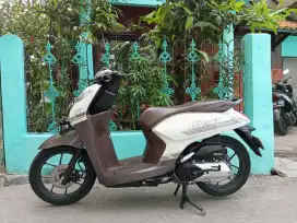 Mulus bagus orsinil km 18rb Honda Genio tahun 2021