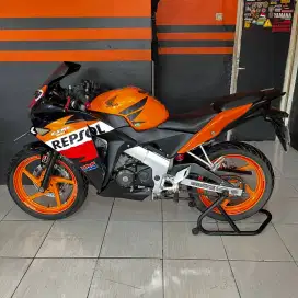 CBR 150R taun 2012
