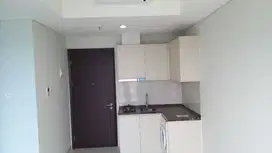 Disewakan Murah Puri Mansion Apt Semi Furnish Type 2BR Uk. 49m2
