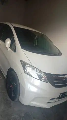 Honda Freed 2012 Bensin