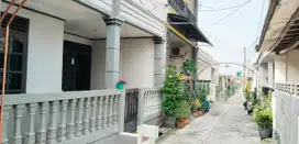 Jual rumah 1,5 lantai di Jl. Janger, Deket PDAM Legong Depok