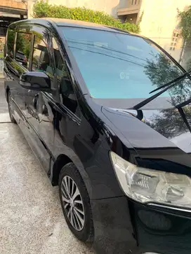 Nissan Serena HWS A/T