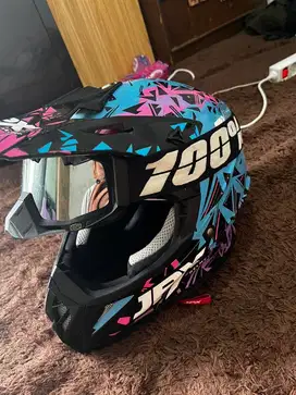 Helm JPX size L