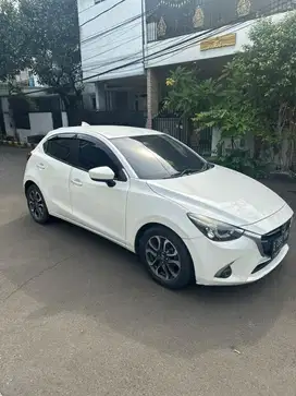 Mazda 2 Matic Terawat Langsung Owner No bekas banjir / kecelakaan