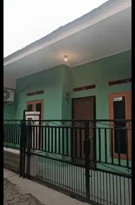 Rumah Gg Parit Cipondoh Kota tangerang