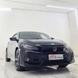 Honda Civic 1.5Turbo E Hatchback AT 2018
