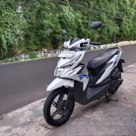 Beat Eco 2019 [Putih mesin Aluss Lengkap Bagus]