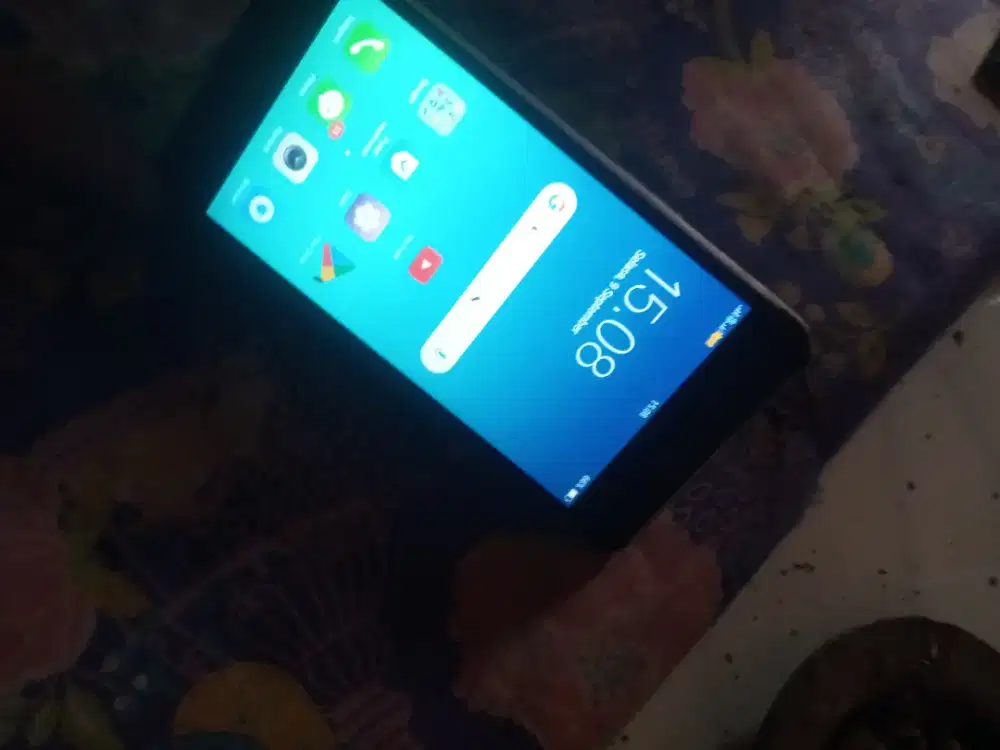 Oppo a37 udh g di pke kli ad yg minat