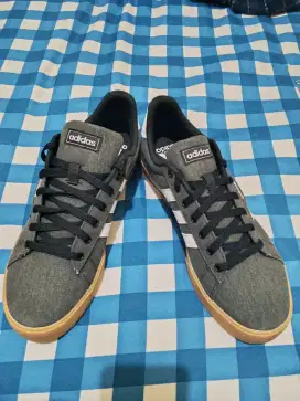 Sepatu Adidas Original