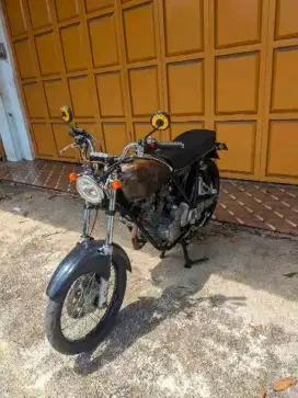 Yamaha Scorpio.modif Cb suratnya komplit STNK&bpkb pjak off plat B