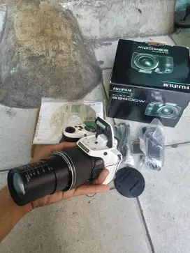 Camera FujiFilm Finepix S9400W 50X Zoom Support Wifi