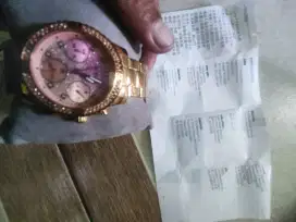 Jam tangan guest
