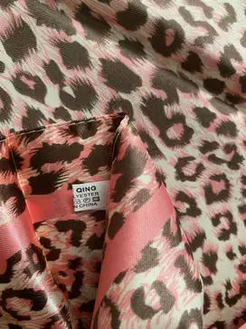 SYAL SCARF - MOTIF MACAN – IMPORT – BARU